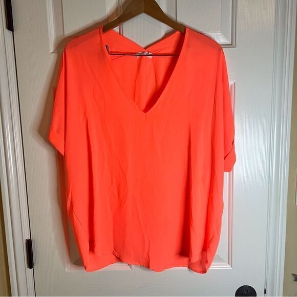 Lush XL‎ Flowy Top, Super Comfy. - Picture 1 of 3